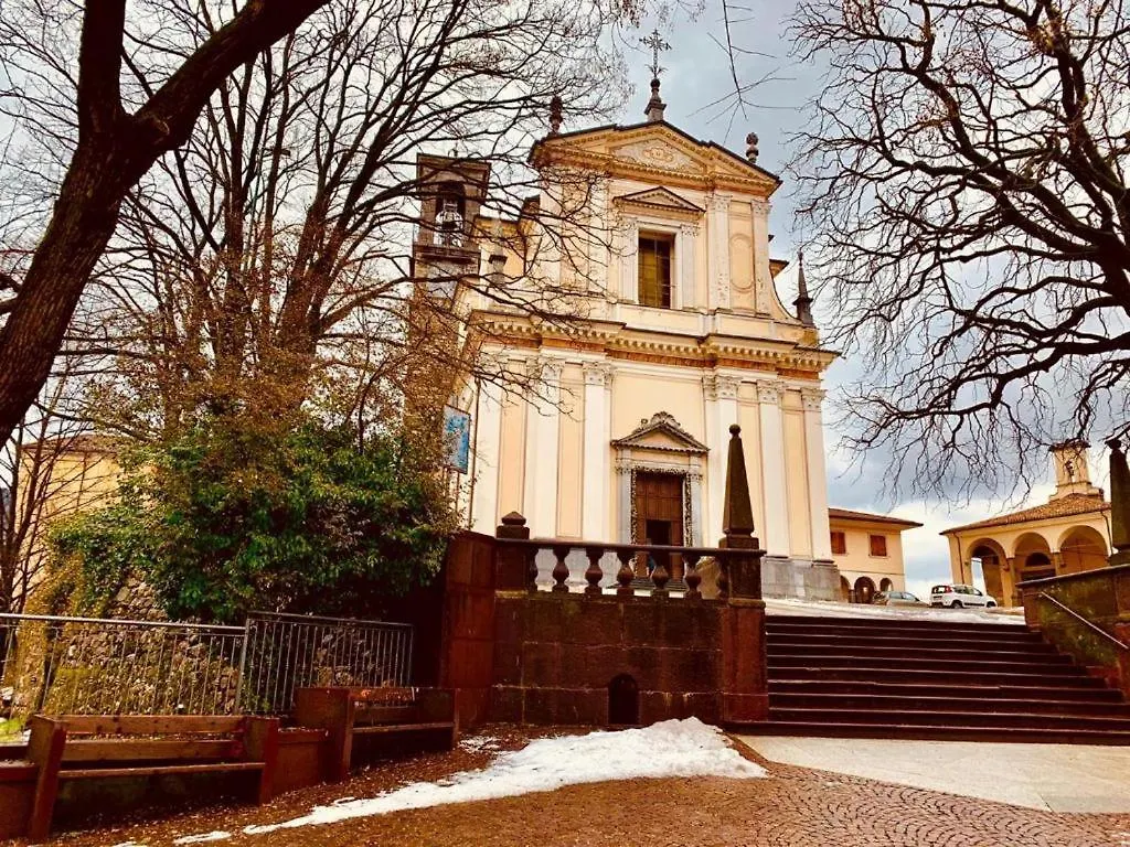 Villa Chanel Borno 0*,  Italy