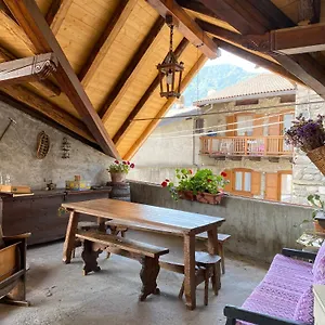 Casa vacanze Casa Nel Centro Storico Di, Borno